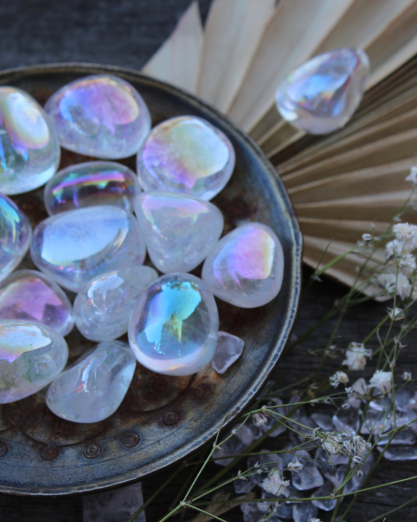 Aura Clear Quartz Palm Stone Angel Aura Round Smooth