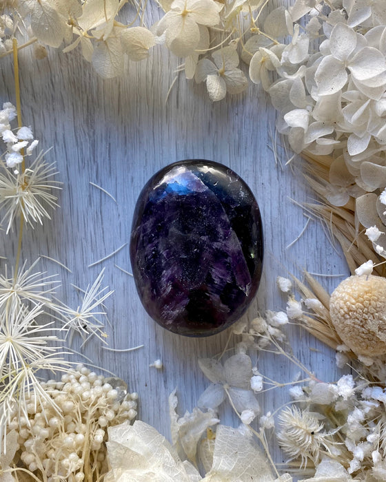 Amethyst Palm Stone