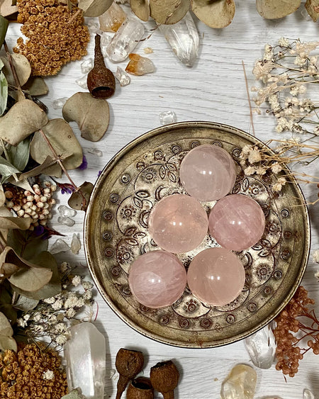 rose quartz sphere