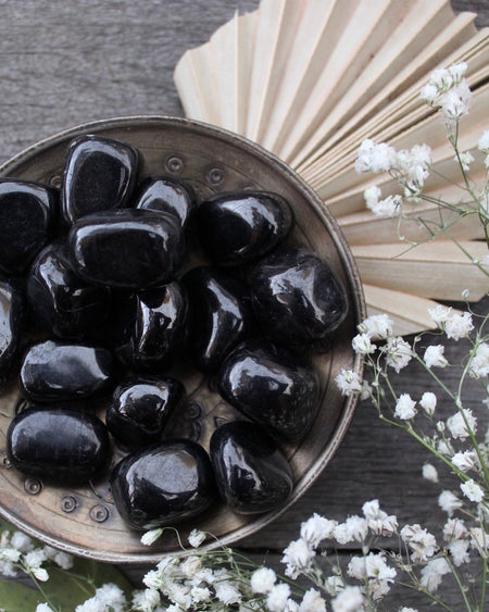 black onyx tumbled