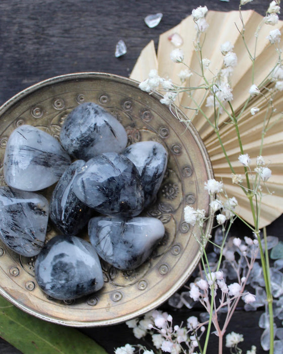 quartz tourmaline tumbled